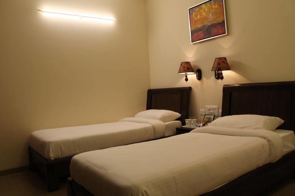 Veera Strand Park Serviced Apartments Calangute Eksteriør billede