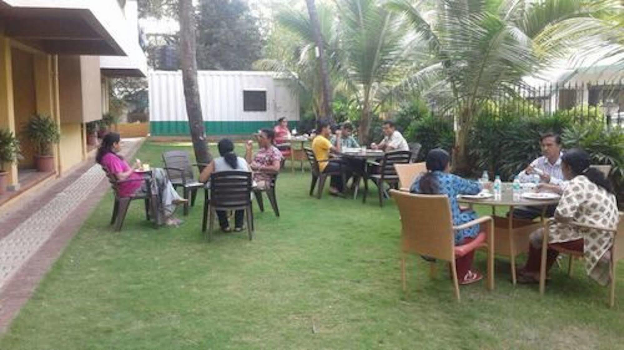 Veera Strand Park Serviced Apartments Calangute Eksteriør billede
